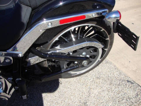 2024 Harley-Davidson Breakout