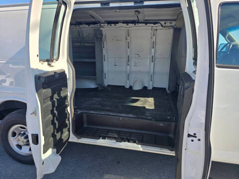 2020 Chevrolet Express 2500