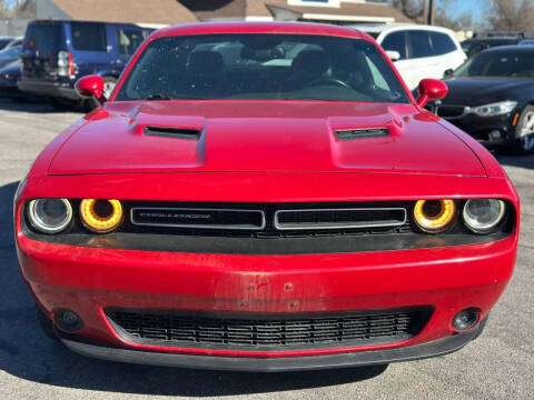 2015 Dodge Challenger SXT Plus