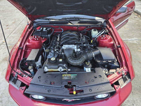 2005 Ford Mustang GT Premium