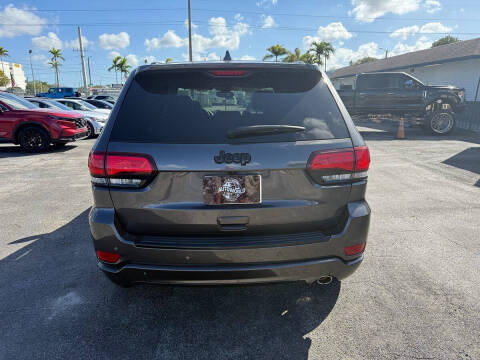 2017 Jeep Grand Cherokee Altitude