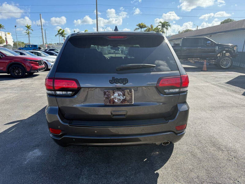 2017 Jeep Grand Cherokee Altitude