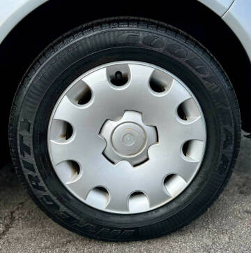 2005 Volkswagen Golf GL