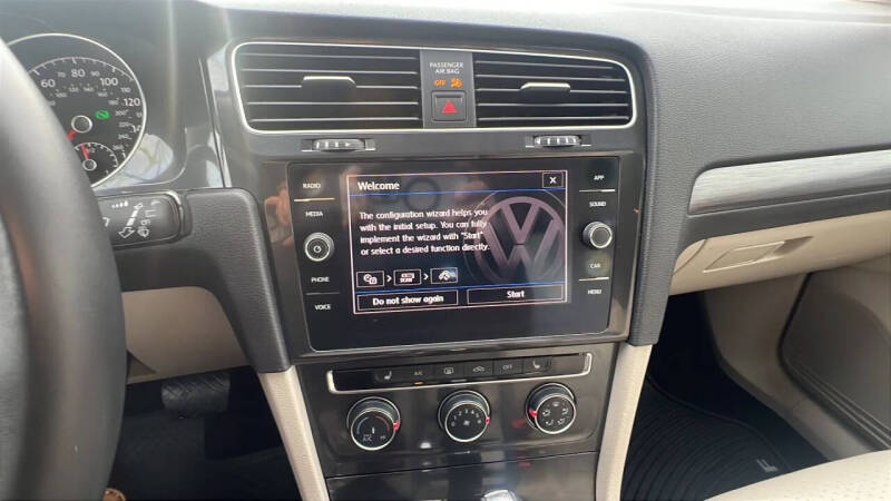 2019 Volkswagen Golf