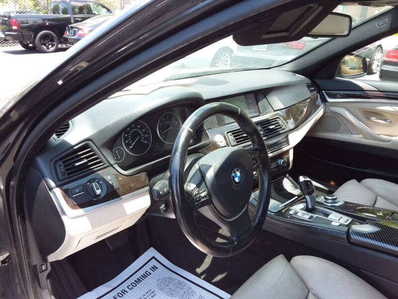 2012 BMW 5 Series 535i