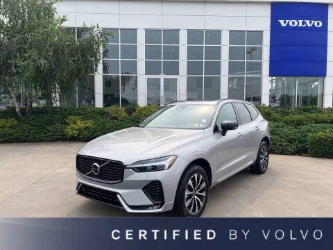 2025 Volvo XC60 B5 Plus Dark Theme