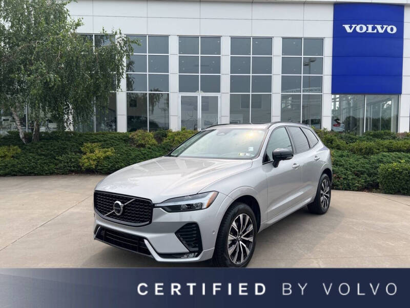 2025 Volvo XC60 B5 Plus Dark Theme