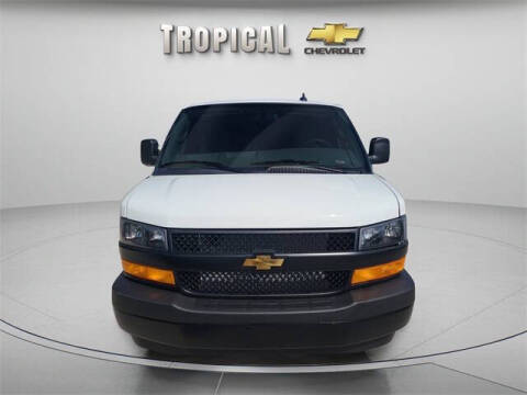 2025 Chevrolet Express 2500