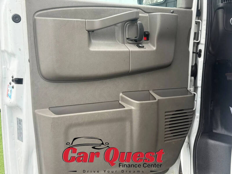 2022 GMC Savana 2500
