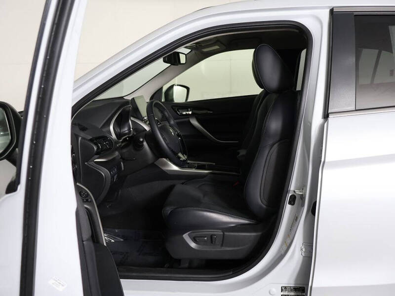 2025 Mitsubishi Eclipse Cross SE