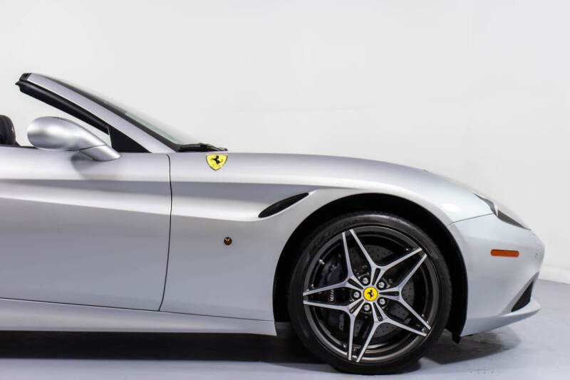 2016 Ferrari California T