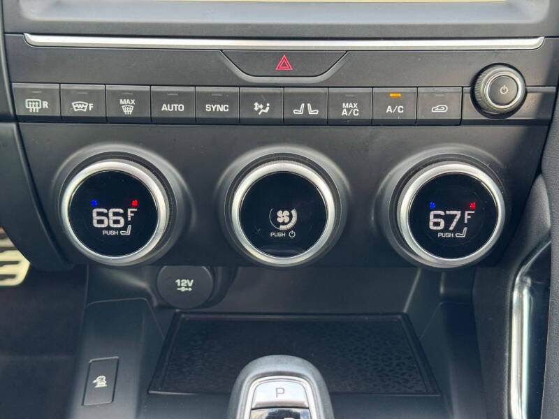 2020 Jaguar E-PACE P250 SE