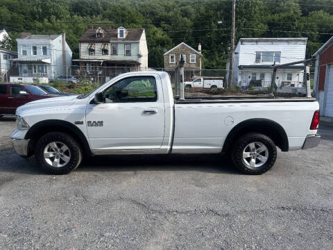 2014 RAM 1500 SLT