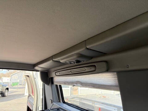 2006 Ford E-Series E-250 SD