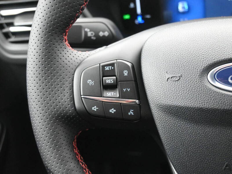 2026 Ford Escape ST-Line Select