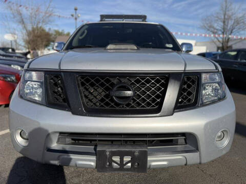2008 Nissan Pathfinder SE