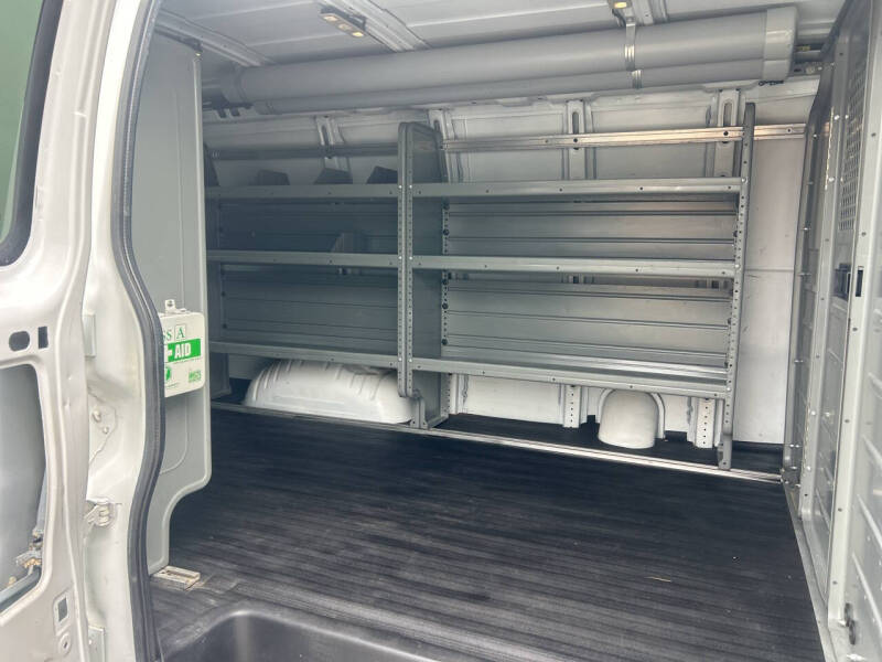 2017 Chevrolet Express 2500