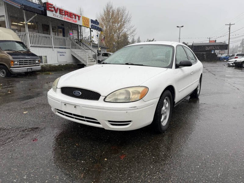 2006 Ford Taurus SE's photo