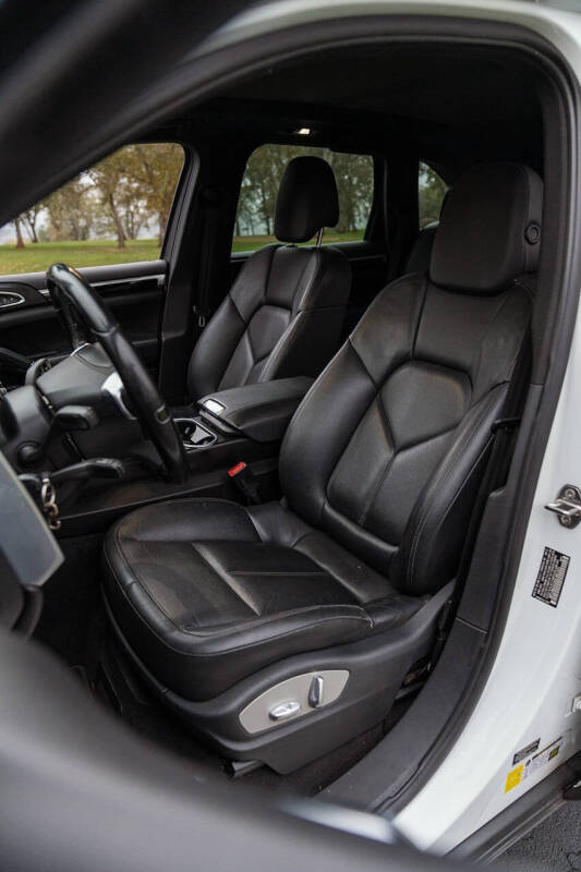 2013 Porsche Cayenne S