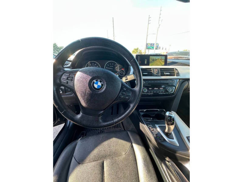 2018 BMW 3 Series 320i