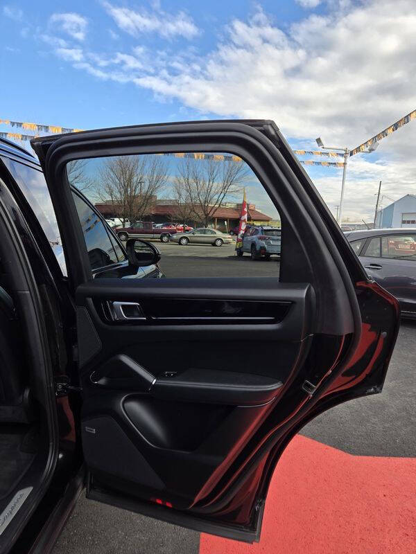 2021 Porsche Cayenne S