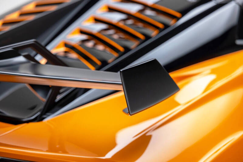 2023 Lamborghini Huracan STO