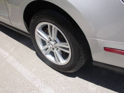 2012 Ford Mustang V6 Premium