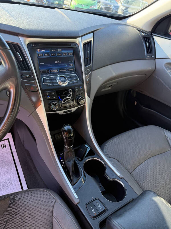 2011 Hyundai Sonata Hybrid Premium