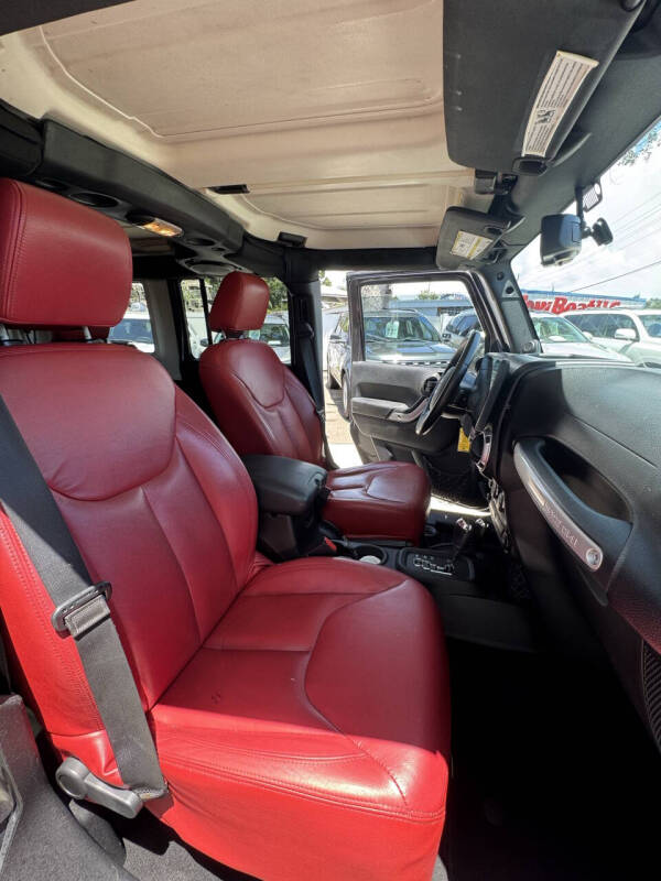 2014 Jeep Wrangler Unlimited Sahara