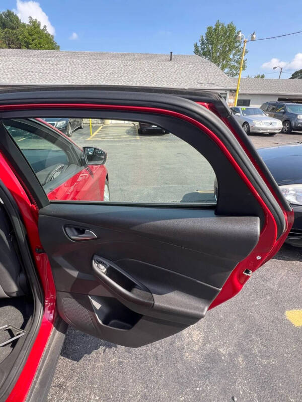 2012 Ford Focus SE