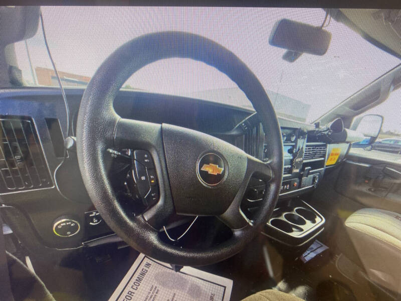 2019 Chevrolet Express 2500