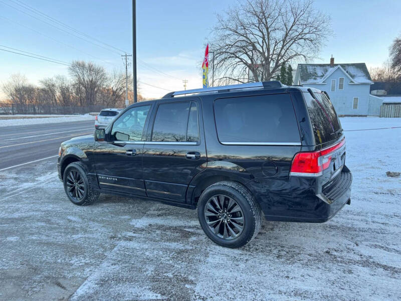 2017 Lincoln Navigator Select