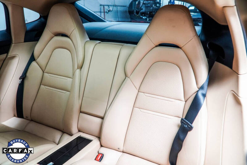 2018 Porsche Panamera