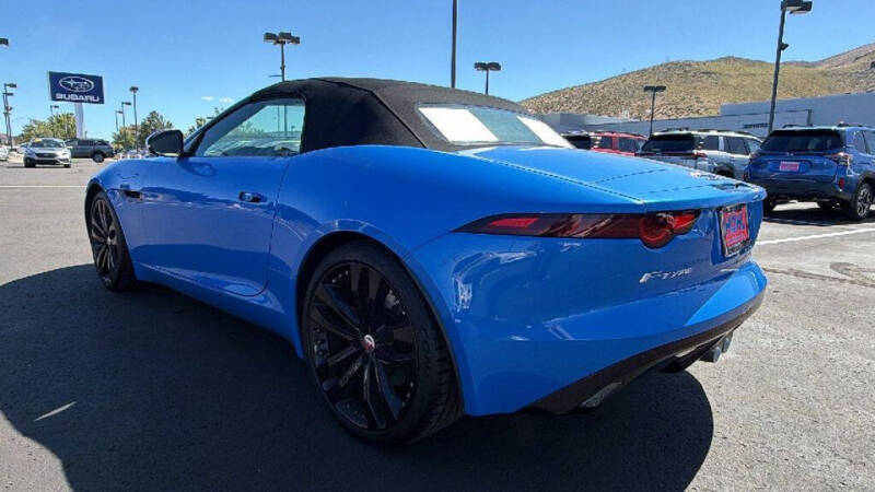 2019 Jaguar F-TYPE P380