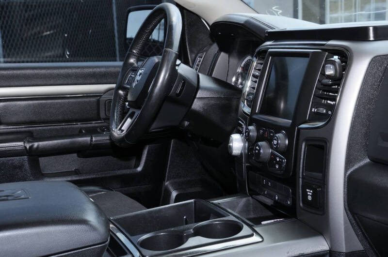 2014 RAM 1500 R/T