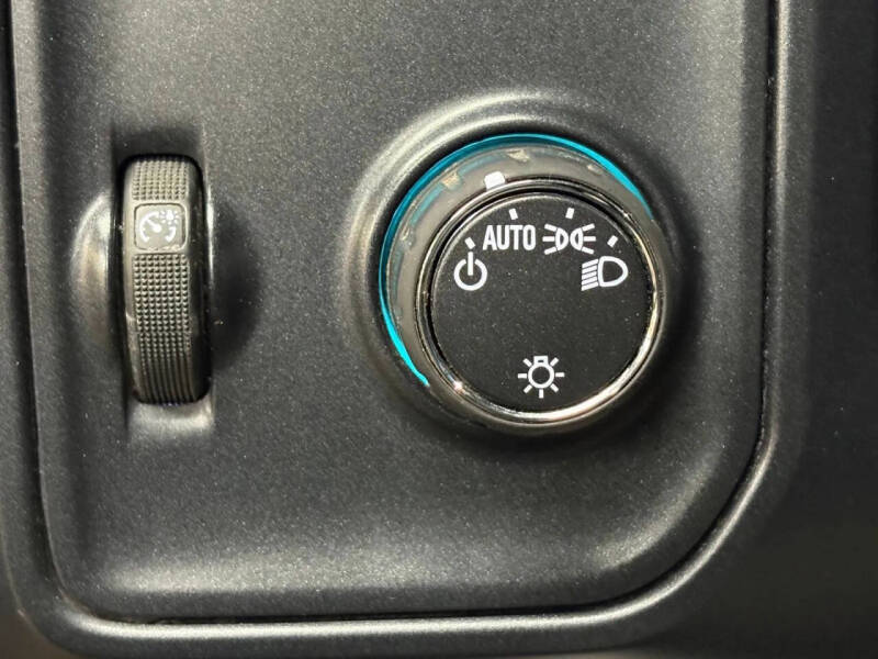 2016 Chevrolet Silverado 1500 Custom