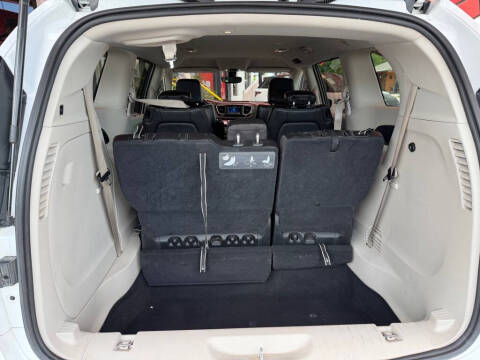 2021 Chrysler Voyager LXi