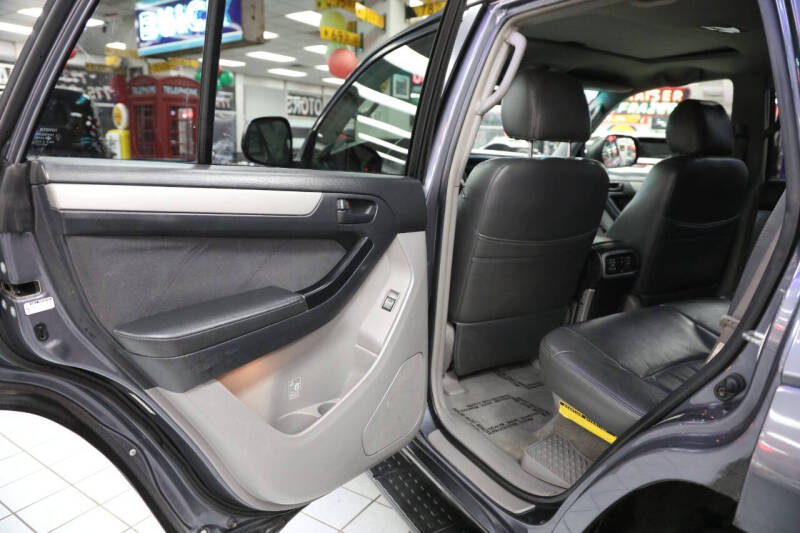 2004 Toyota 4Runner SR5