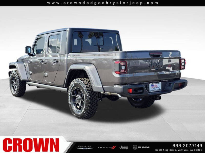 2025 Jeep Gladiator Willys