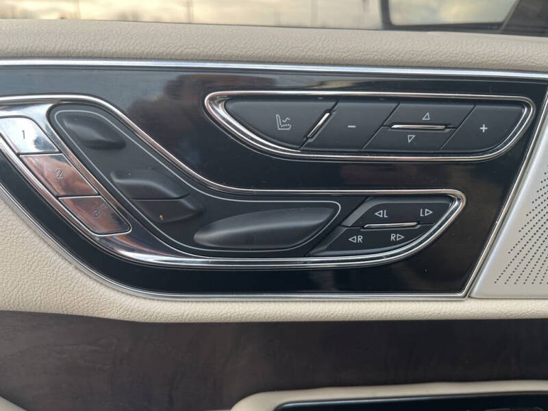 2021 Lincoln Navigator L Reserve