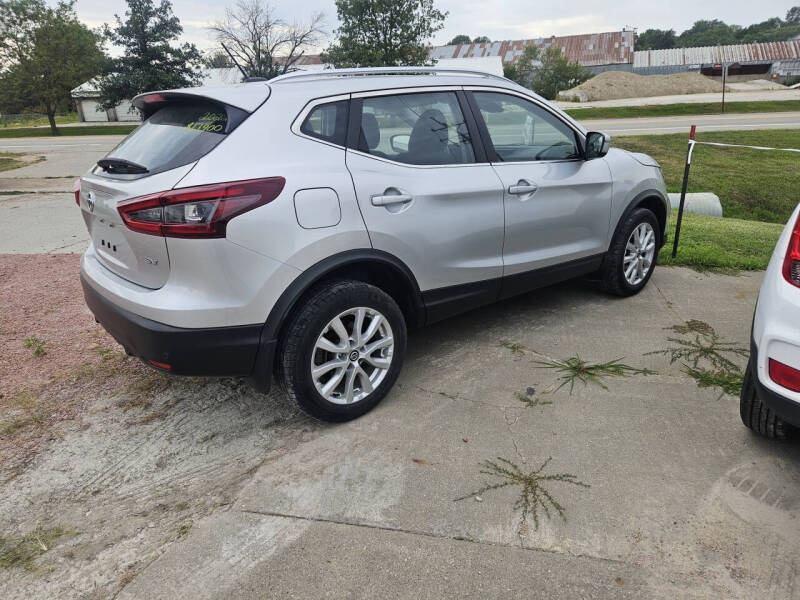2022 Nissan Rogue Sport SV