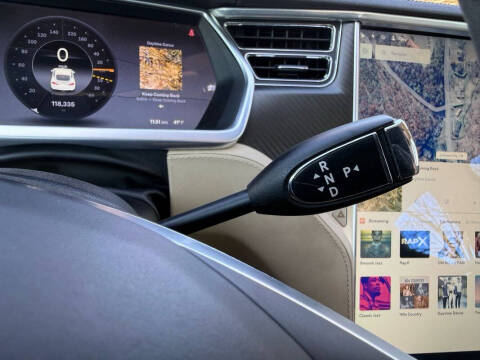 2013 Tesla Model S Performance