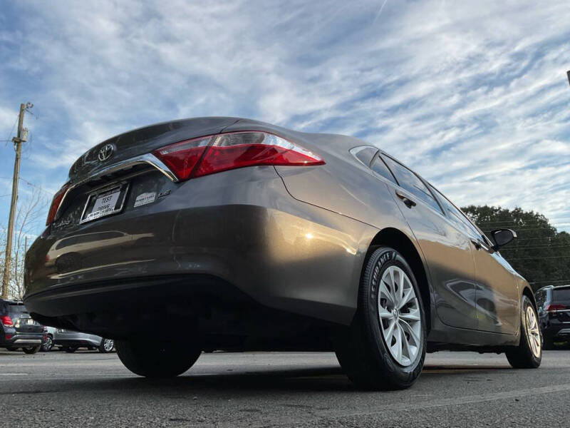 2016 Toyota Camry LE