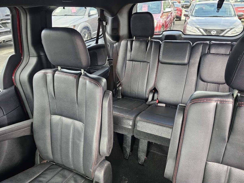 2017 Dodge Grand Caravan GT