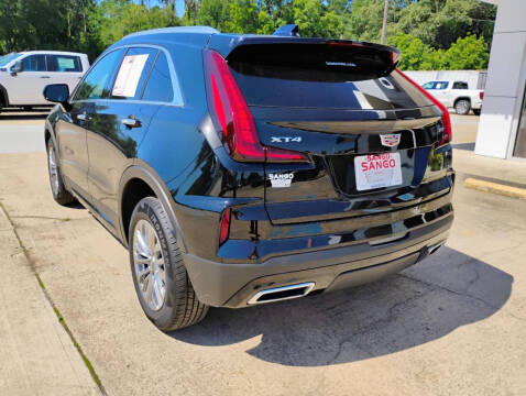 2025 Cadillac XT4 Premium Luxury