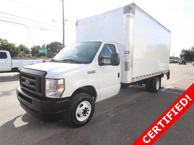 2022 Ford E-Series E-450 SD