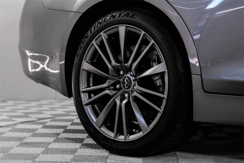 2016 Infiniti Q50 Red Sport 400