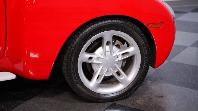 2005 Chevrolet SSR LS