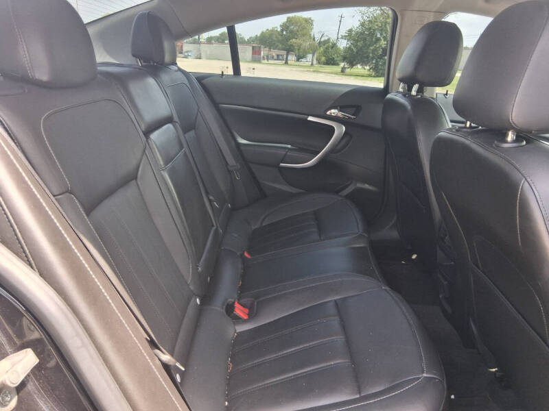 2012 Buick Regal Premium 1