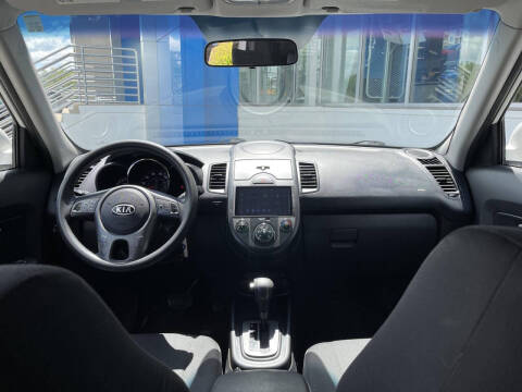 2010 Kia Soul +